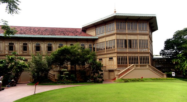 عمارت ویمانمک ( vimanmek mansion )