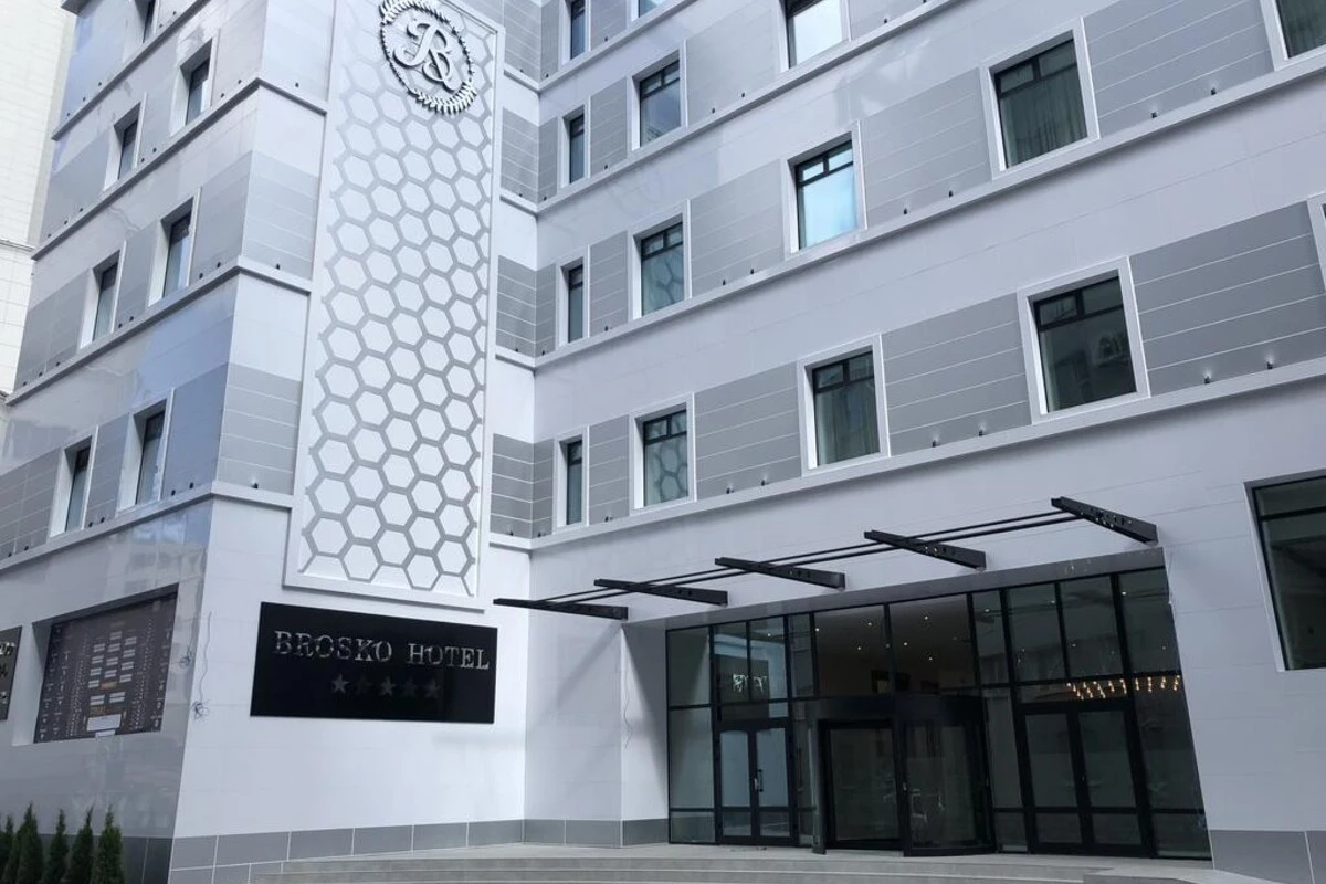هتل بروسکو آربات مورمانسک (Brosko Arbat Hotel Murmansk) هتل بروسکو آربات مورمانسک (Brosko Arbat Hotel Murmansk)