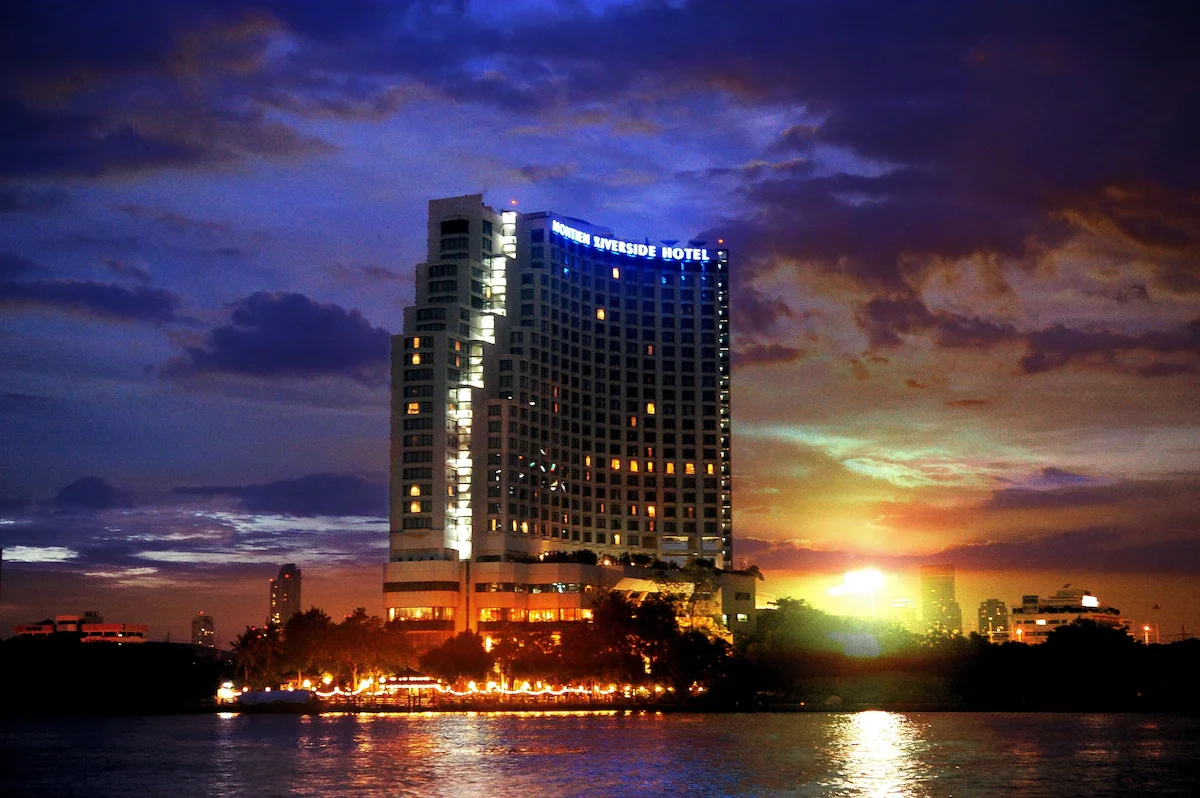 هتل مونتین ریورساید بانکوک (Montien Riverside Hotel Bangkok)