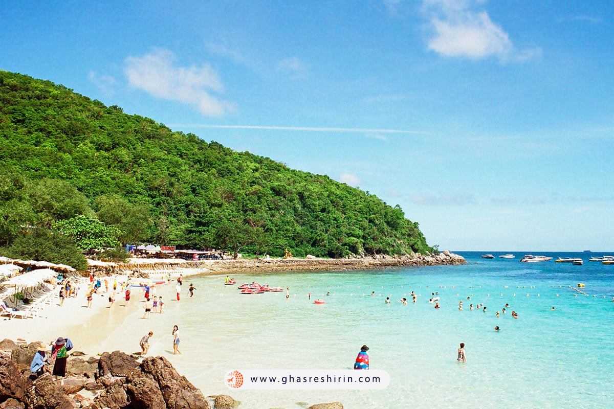 جزیره مرجانی (Coral Island یا Koh Larn)