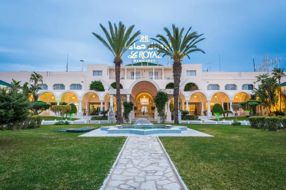 هتل لو رویال هتلز اند ریزورت حمامات (Le Royal Hotels & Resorts)