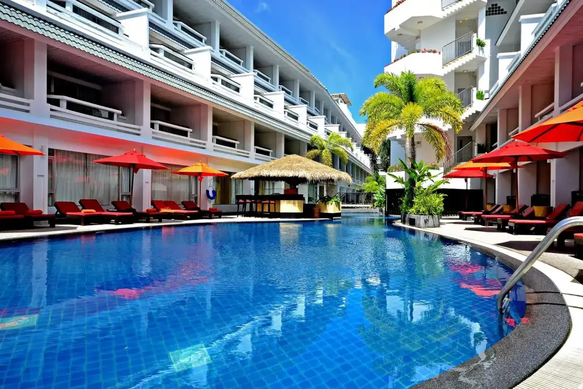 هتل رادیسون رد پوکت پاتونگ بیچ (Radisson RED Phuket Patong Beach) هتل رادیسون رد پوکت پاتونگ بیچ (Radisson RED Phuket Patong Beach)