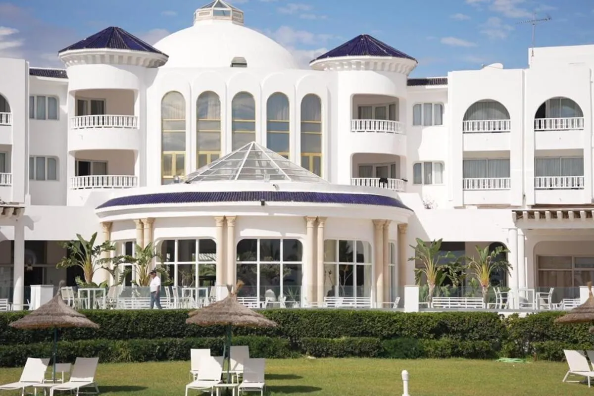 هتل رویال تولیپ تاج سلطان حمامات (Royal Tulip Taj Sultan Hotel)