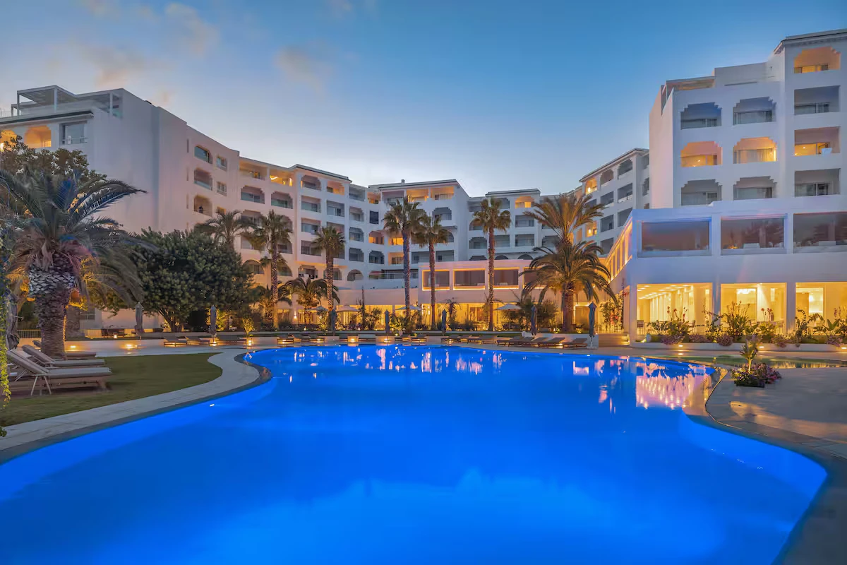 هتل رویال آزور تالاسا حمامات (Royal Azur Thalassa Hotel)