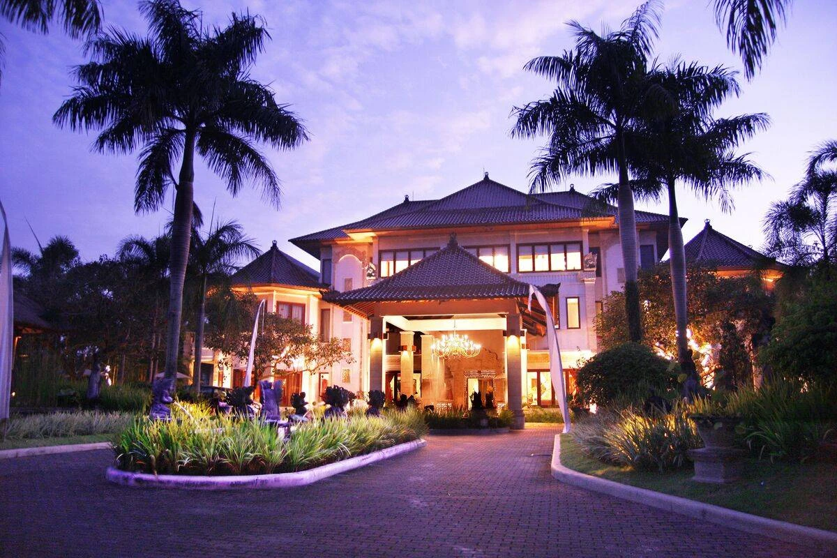 هتل دِ مانسیون ریزورت اوبود بالی (The Mansion Resort Hotel & Spa) هتل دِ مانسیون ریزورت اوبود بالی (The Mansion Resort Hotel & Spa)