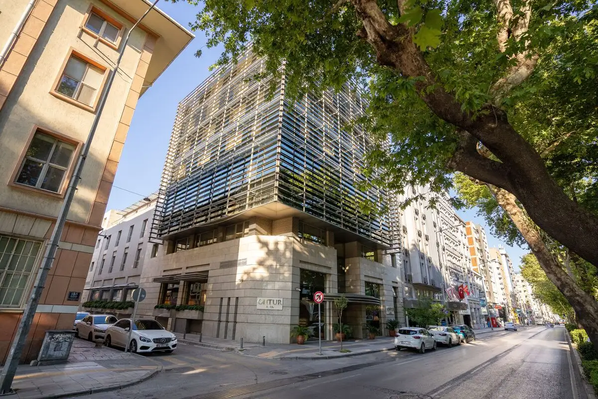 هتل اونتور ازمیر (Ontur Otel)