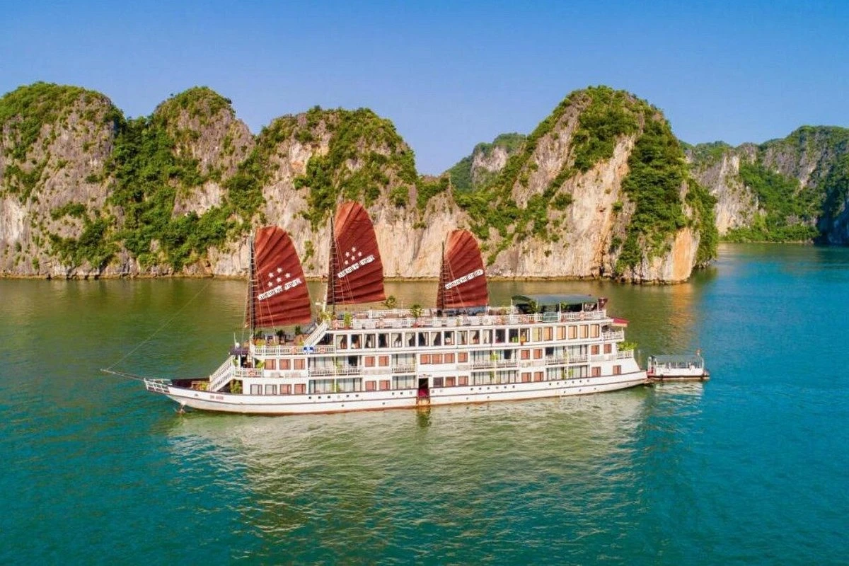 کشتی آرکادی بوتیک کروز هالونگ (Arcady Boutique Cruise Halong)